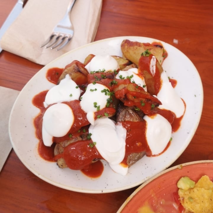 review photo of Blu Bar Patatas Bravas shared by @coconejito on 04 May 2022 - review