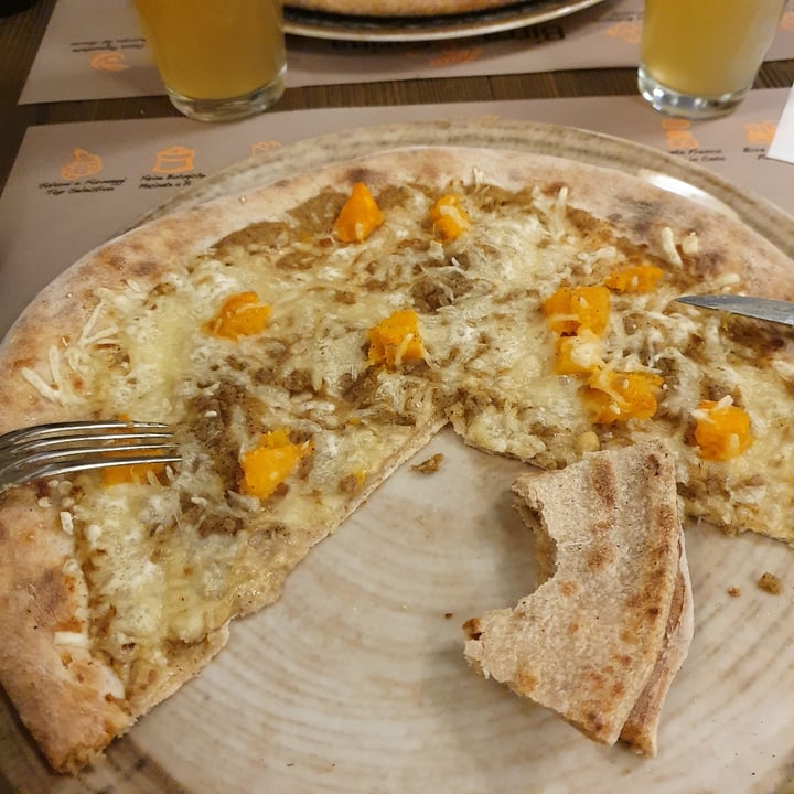 photo of Birra & Farina Pizza Vegana shared by @momipeterpan on  05 Dec 2021 - review