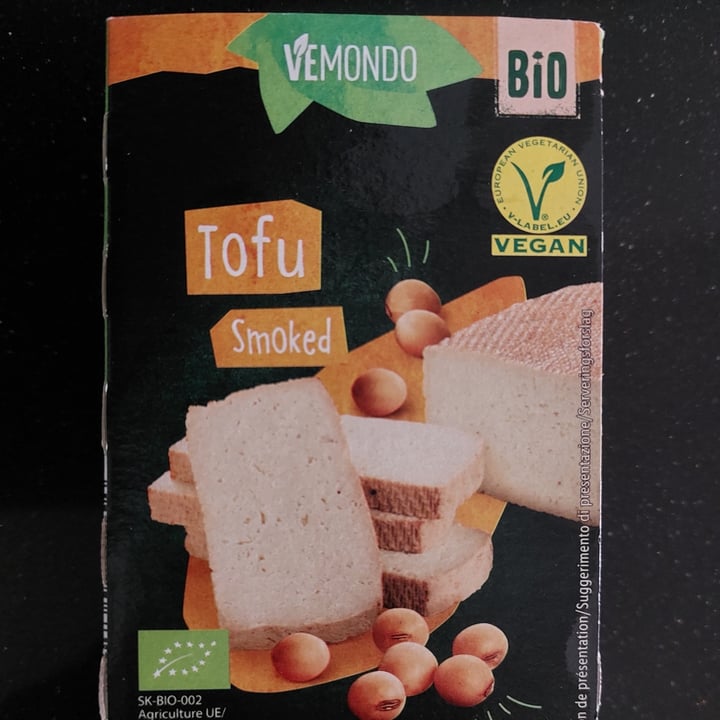 photo of Vemondo  Bio tofu Affumicato shared by @gemmaviva on  31 Oct 2022 - review