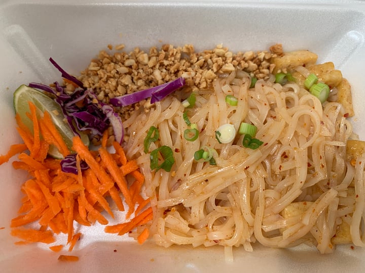 photo of Anyetsang's Little Tibet Restaurant Tofu Pad Thai shared by @jeremytheape on  23 May 2022 - review