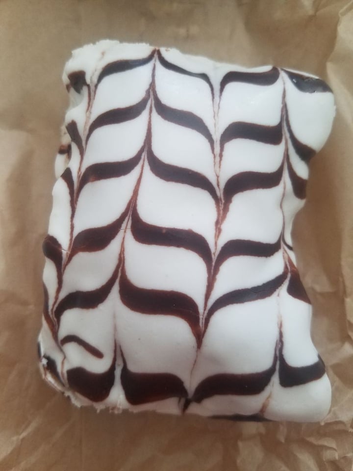 review photo of PARLOUR VEGAN BAKERY® BOCA Napoleon shared by @rainandsnow on 30 Dec 2019 - review