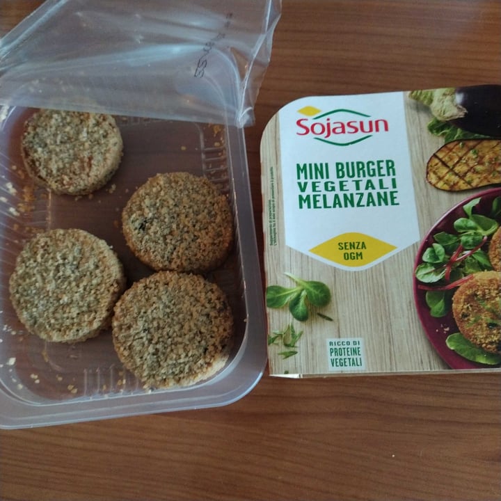 photo of Sojasun Mini burger vegetali melanzane shared by @mariaelena on  10 Mar 2021 - review