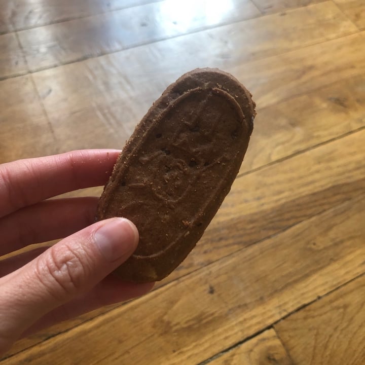 review photo of Le Moulin Du Pivert P’tit Déj’ bio ~ céréal et chocolat shared by @hellohappyvegan on 19 Sep 2021 - review