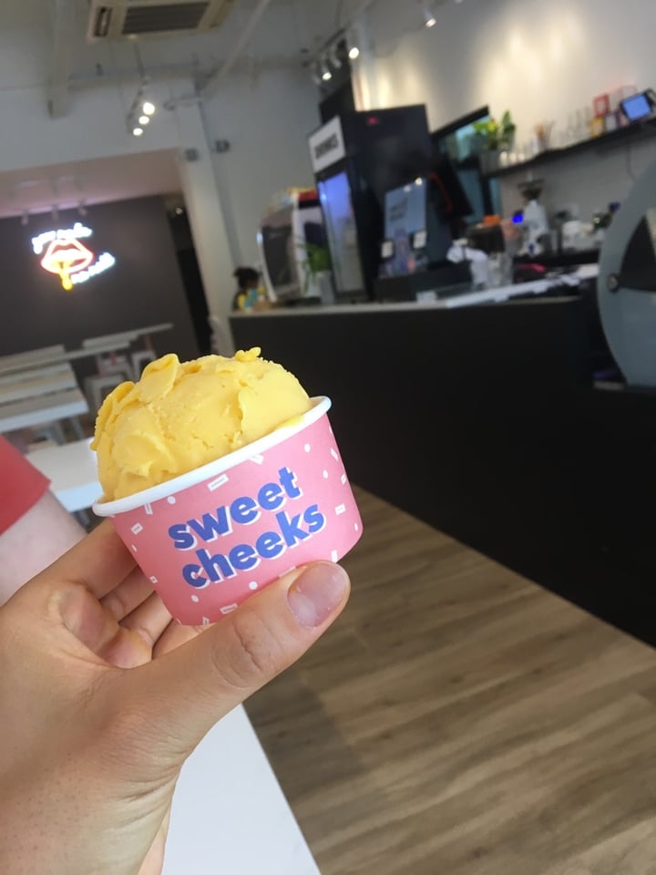 photo of Sweet Cheeks Mango Gelato shared by @pw on  30 Jan 2020 - review