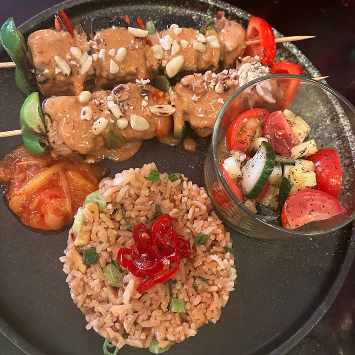 review photo of Veginity cannoli shared by @theplantbasedbassist on 02 Nov 2022 - review