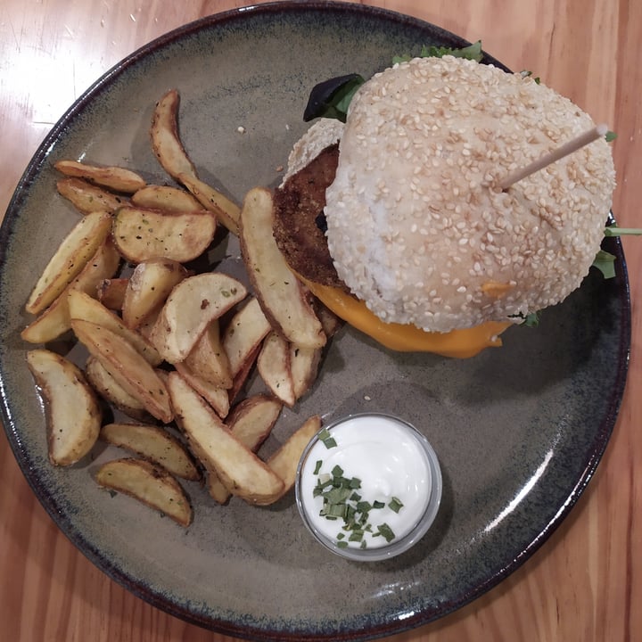 photo of Kind Kitchen Crispy Seitan & “Bacon” shared by @rominaguch on  15 Sep 2022 - review