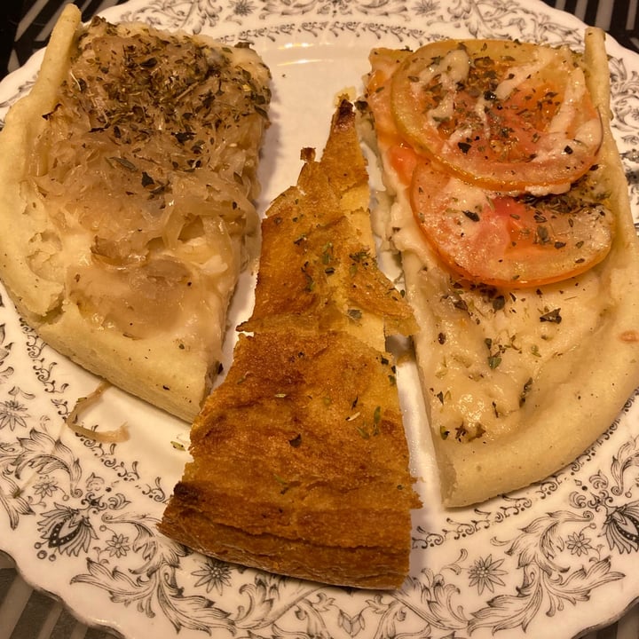 photo of Pizza Vegana Combo Para Compartir shared by @sailorlegumbre on  28 Jun 2021 - review