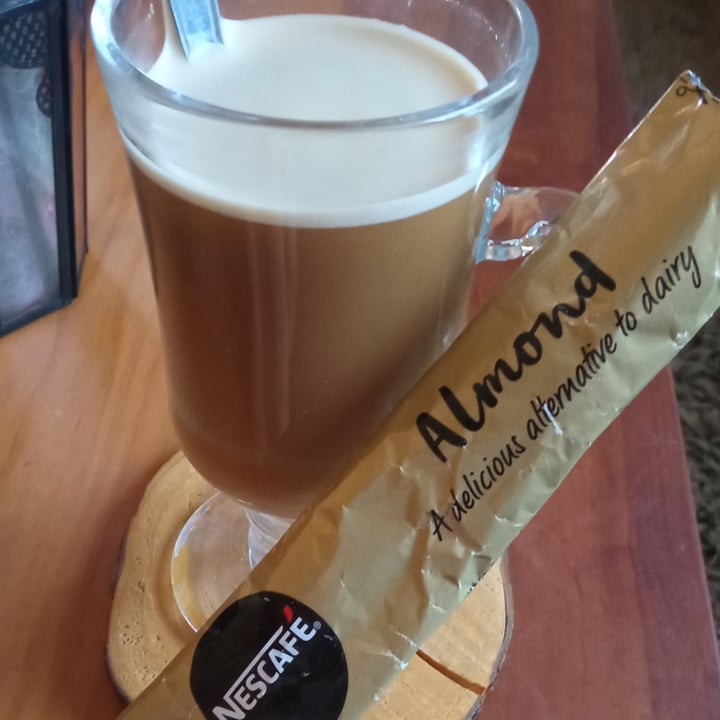 photo of Nescafé Almond latte shared by @renataissidora on  04 Feb 2022 - review