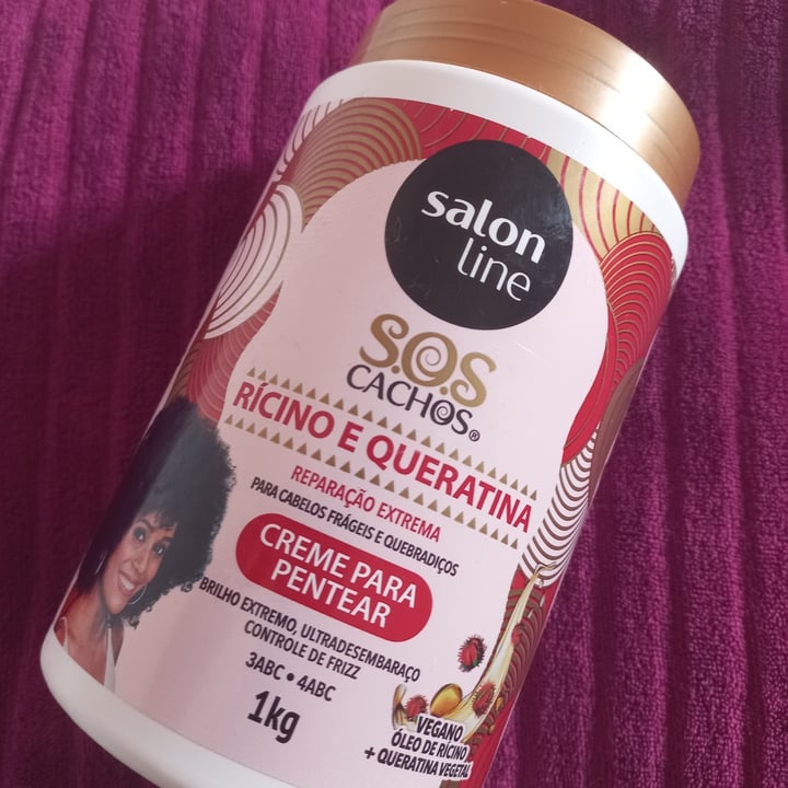 review photo of Salon line S.O.S Cachos Rícino E Queratina shared by @vitoriarms on 26 Dec 2021 - review