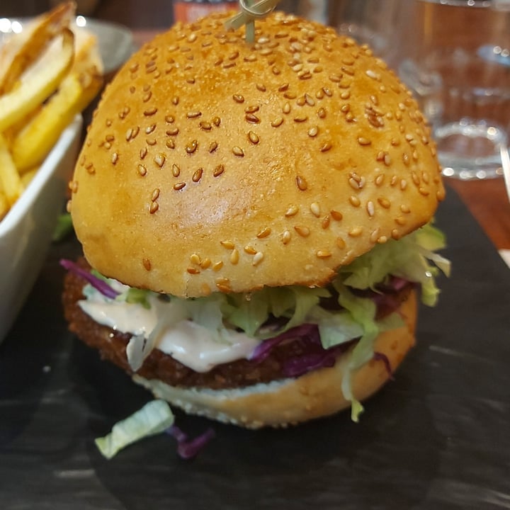 review photo of Végét'Halles Burger Vegét'Halles shared by @martinac on 06 Jan 2022 - review