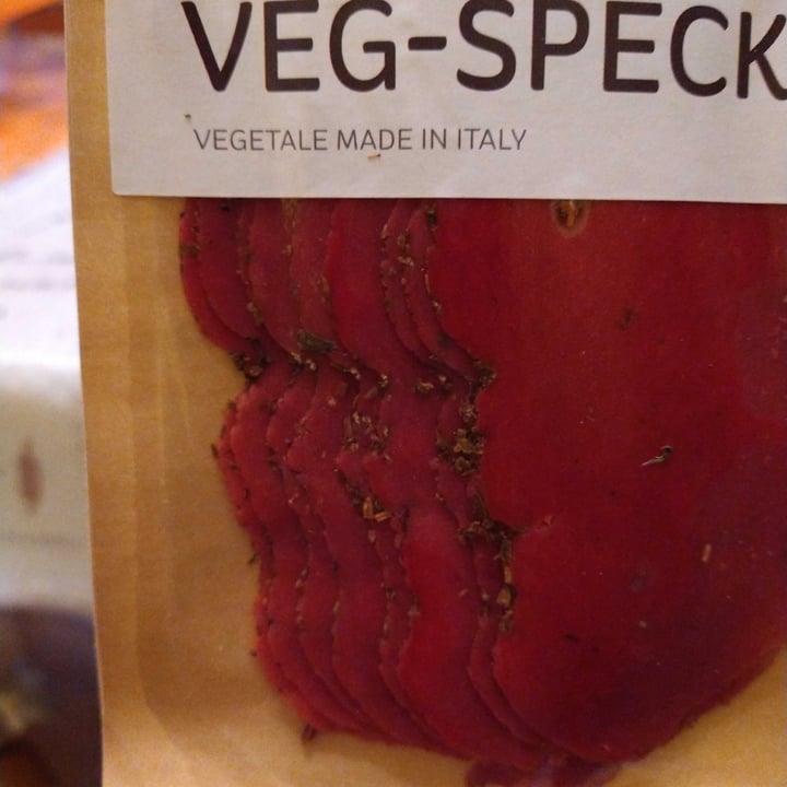 photo of Liveg Fette di veg-speck shared by @benedetta88 on  12 Mar 2022 - review