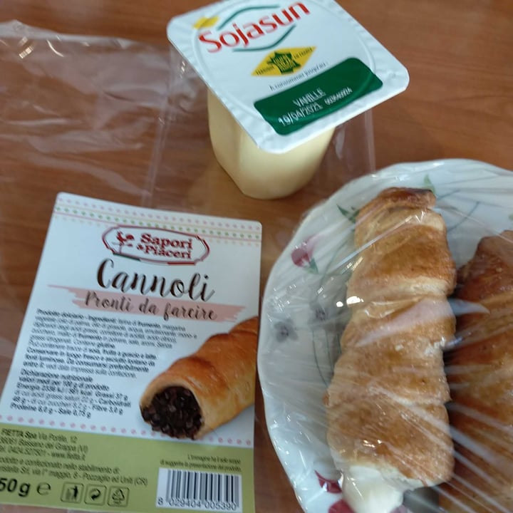 review photo of Sapori & Piaceri Cannoli pronti da farcire shared by @filly1961 on 17 Apr 2021 - review