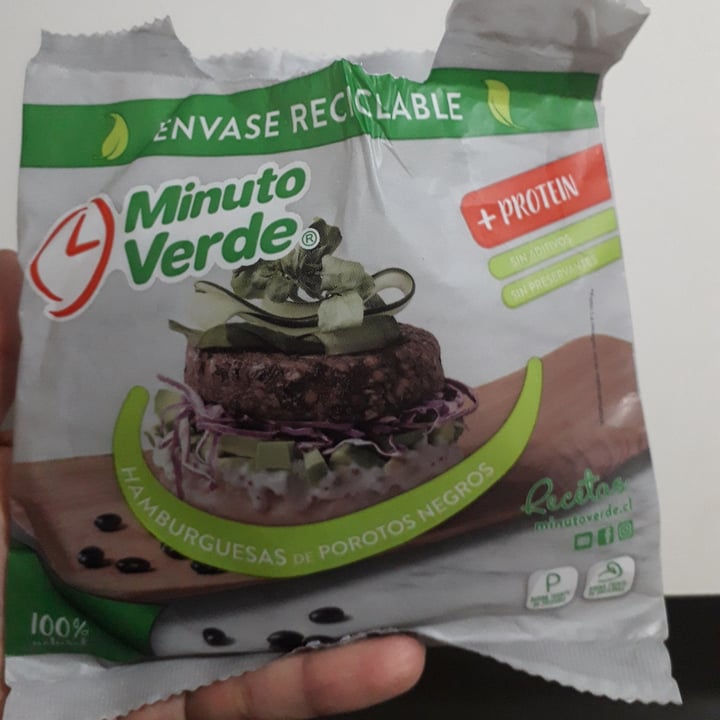 review photo of Minuto verde Hamburguesa Poroto Negro shared by @carolinalina on 27 Oct 2022 - review