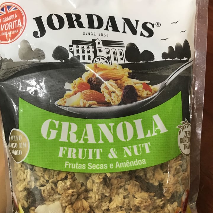 photo of Jordans Country Crisp Chocolate shared by @maariahamanimais on  29 Jan 2022 - review