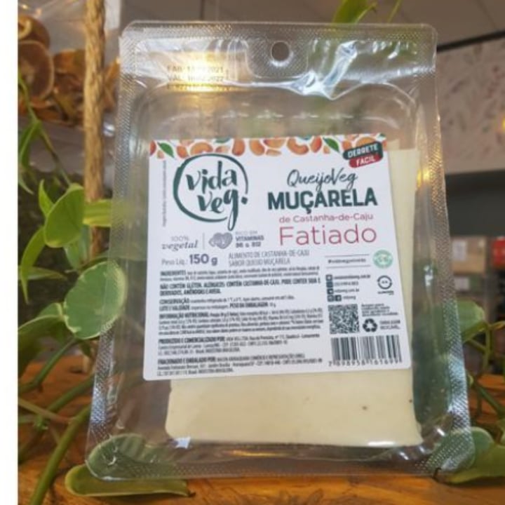photo of Vida Veg Queijo De Castanha De Caju Fatiado shared by @lilian14 on  14 May 2022 - review