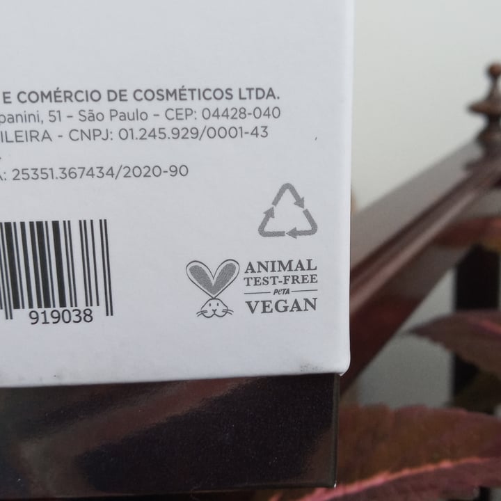 review photo of Ana Hickmann Creme Área Dos Olhos AH shared by @luluca on 15 Jun 2022 - review