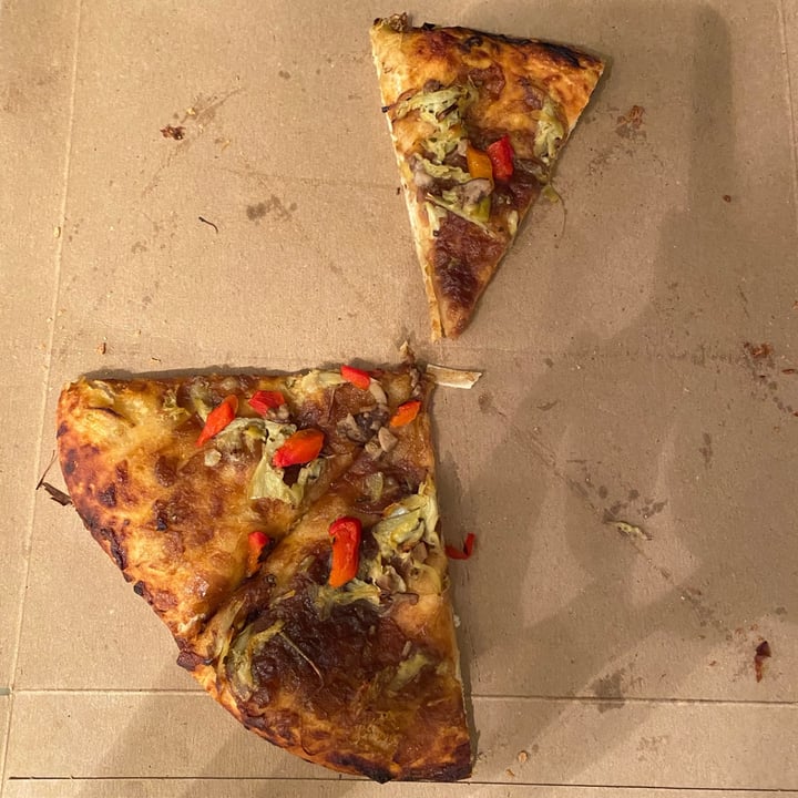 review photo of Amy’s Roasted Vegetable Pizza shared by @jiasusannah on 19 Feb 2021 - review