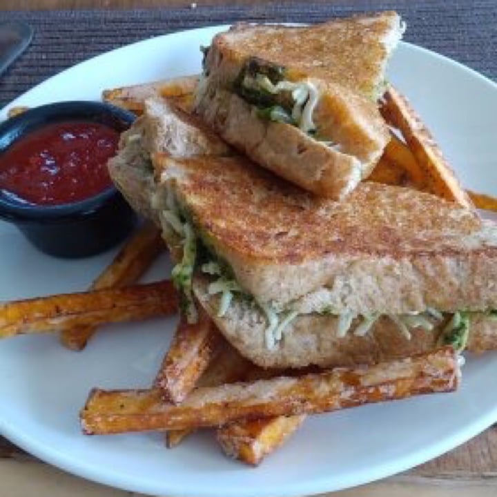 photo of G Zen Grilled Vegan Cheese shared by @sagemurr on  20 Nov 2020 - review