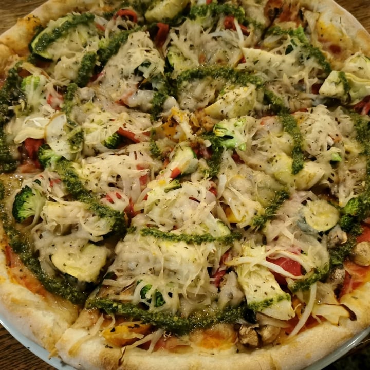 photo of Doppio Zero, Pearls Umhlanga Vegi Vegi Pizza shared by @kznveganqueen on  15 Aug 2021 - review