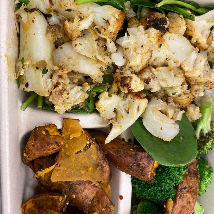 review photo of Farmer J Charred Tofu Steak shared by @lauraisvegan on 07 Apr 2022 - review