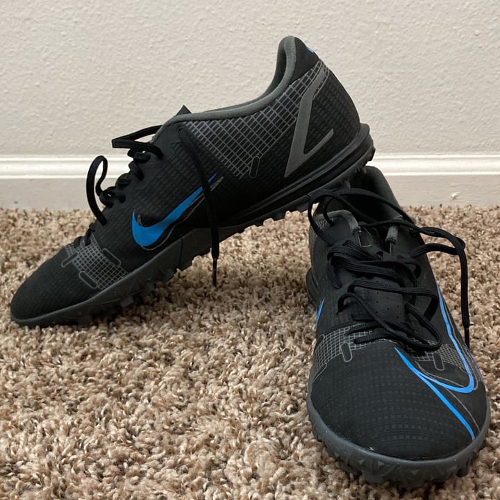 review photo of Nike Mercurial Vapor 14 Club TF shared by @veganosaventureros on 27 Jan 2022 - review