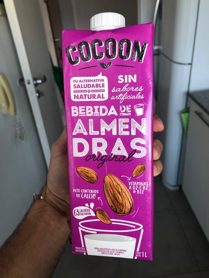 photo of Cocoon Leche de almendras shared by @manmoreno on  18 Apr 2020 - review