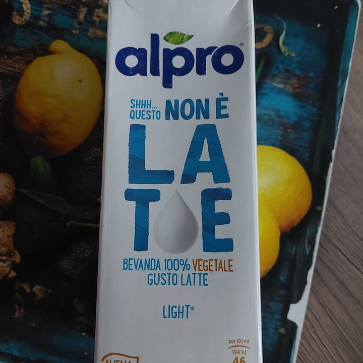 photo of Alpro Shhh… Questo Non È  Latte Light shared by @pru69 on  20 Oct 2022 - review