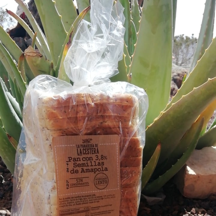 review photo of La Cestera Pan de molde con semillas de amapola shared by @veganforanimals3 on 16 Jul 2021 - review
