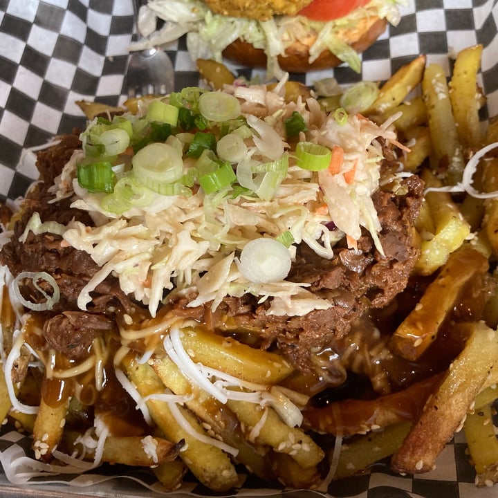 photo of Boon Burger Cafe Pulled-Jack Poutine shared by @chloslo on  05 Sep 2021 - review