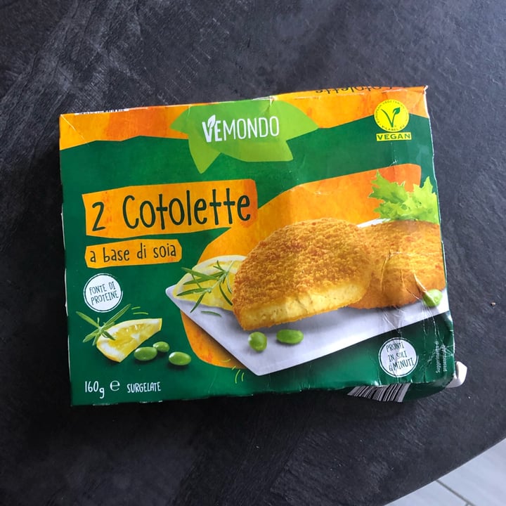 photo of Vemondo 2 Cotolette a Base di Soia shared by @lisasry on  09 Jan 2022 - review