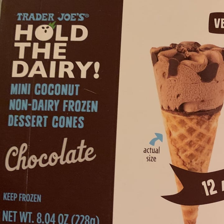 photo of Trader Joe's Hold the Dairy! Chocolate shared by @thatpiglady on  30 May 2022 - review