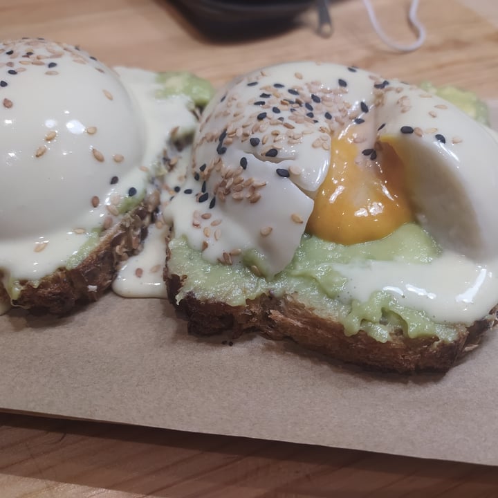 review photo of Frutas Prohibidas Huevos Venedict shared by @teysis on 14 Nov 2021 - review