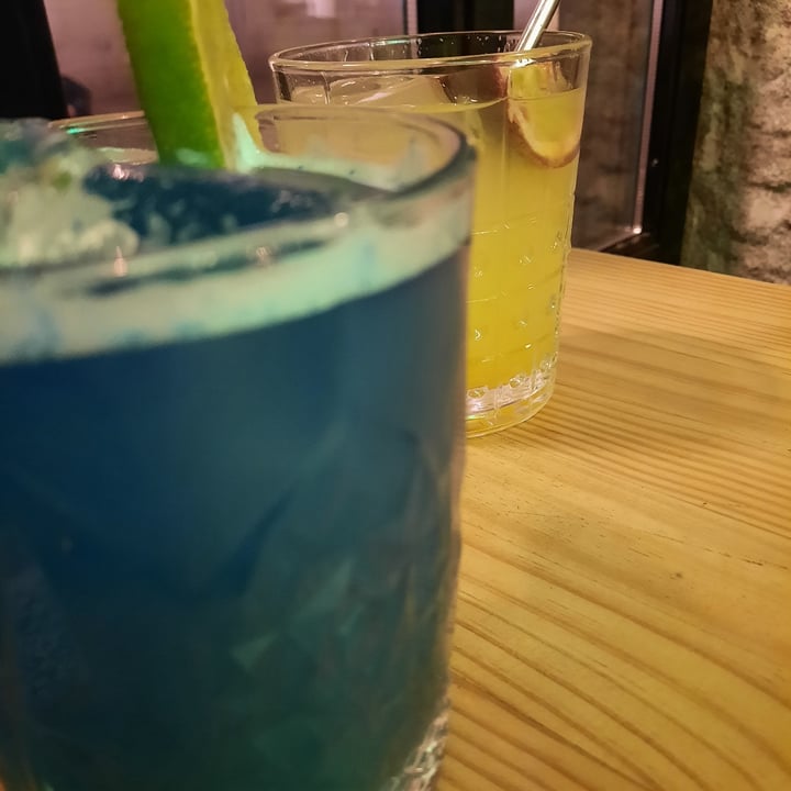 photo of Frutas Prohibidas Blue Limonade shared by @jaimtt on  20 Feb 2021 - review