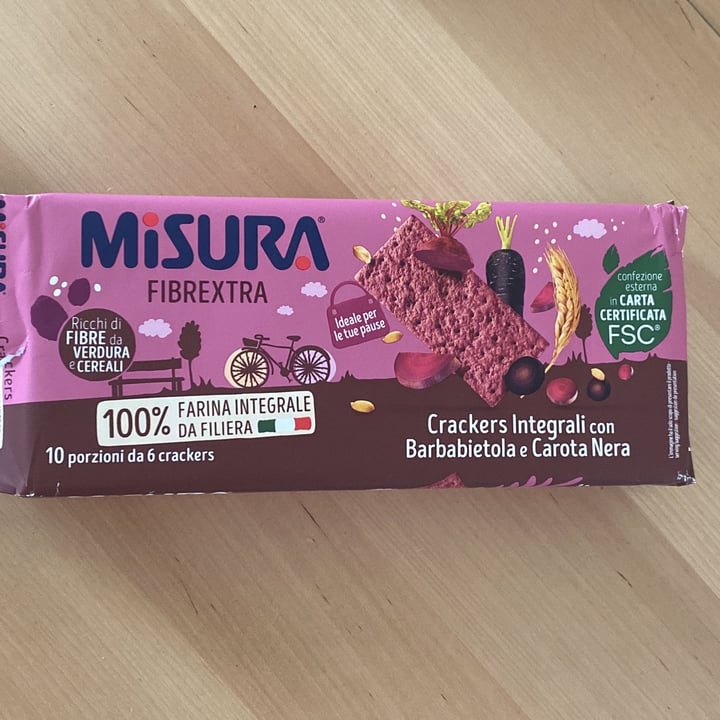 photo of Misura Crackers Integrali con Barbabietola e Carota Nera - Fibraextra shared by @amelia78 on  09 Aug 2022 - review