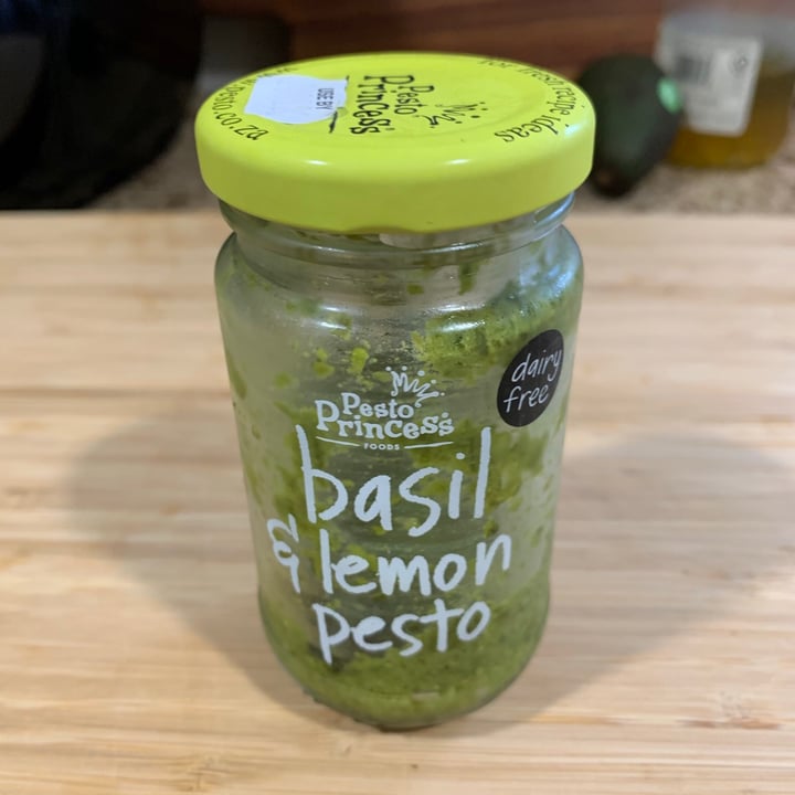 photo of Pesto Princess Basil & Lemon Pesto shared by @stuartdyer on  13 Jul 2020 - review