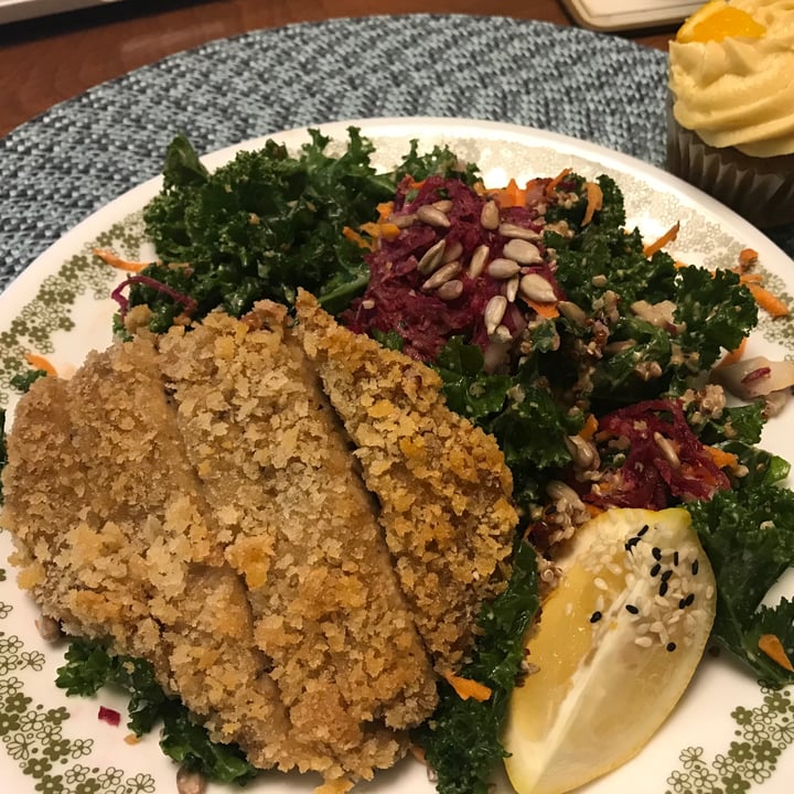 photo of ION Restaurant, It's Only Natural Kale Salad shared by @danidarling06 on  06 Dec 2020 - review