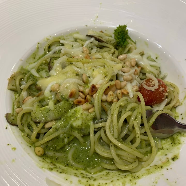 photo of Flavours by Saute Basil Pine Nut Pesto shared by @nicc on  09 Nov 2020 - review