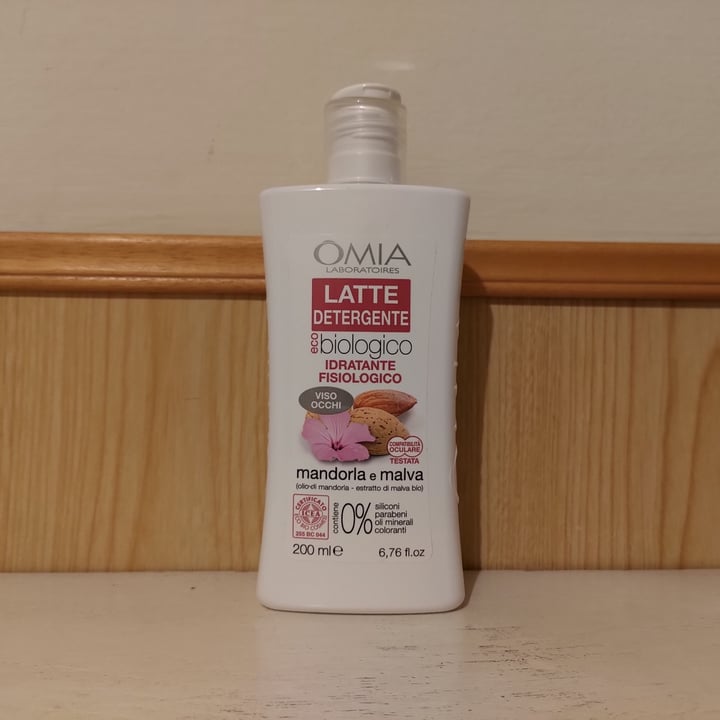 review photo of Omia Laboratoires Latte detergente mandorla e malva shared by @imstiv on 08 Dec 2021 - review
