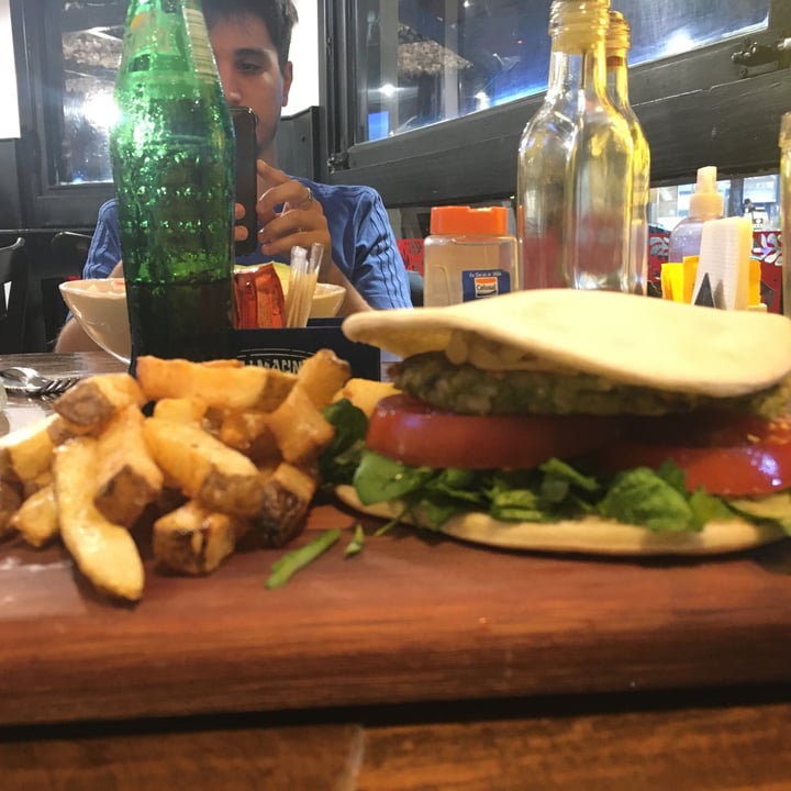 photo of Serafina Bar Hamburguesa Serafina shared by @vaninadevito on  05 Nov 2021 - review