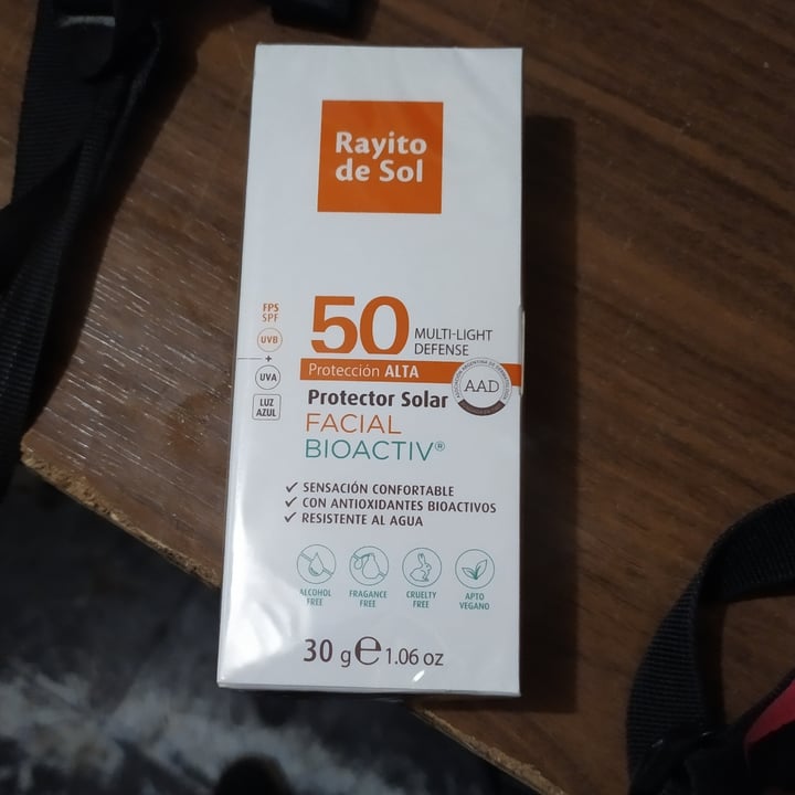 photo of Rayito de Sol Protector solar facial bioactiv shared by @jhvh on  13 May 2022 - review