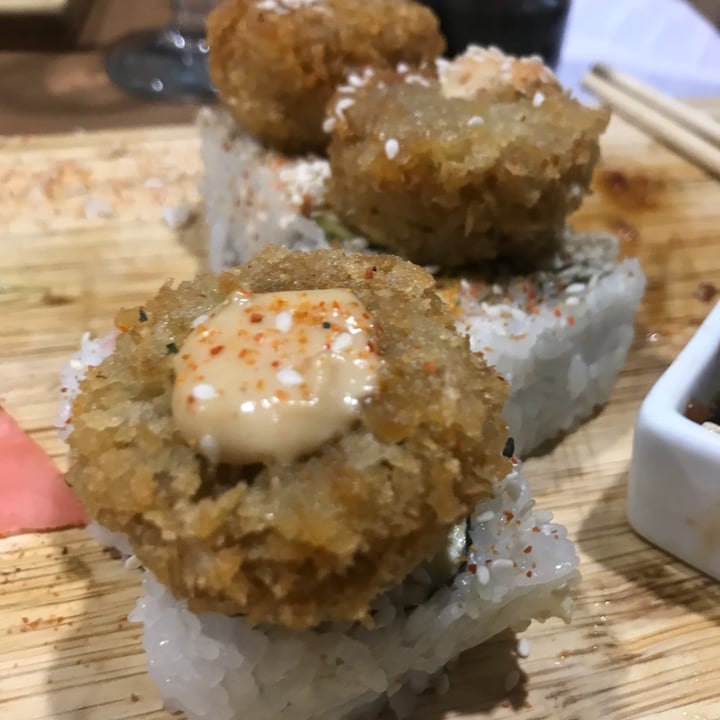 review photo of Sushi Box Kloof Street Panko mushroom roll with vegan ponzu mayo shared by @emily04 on 06 Nov 2021 - review