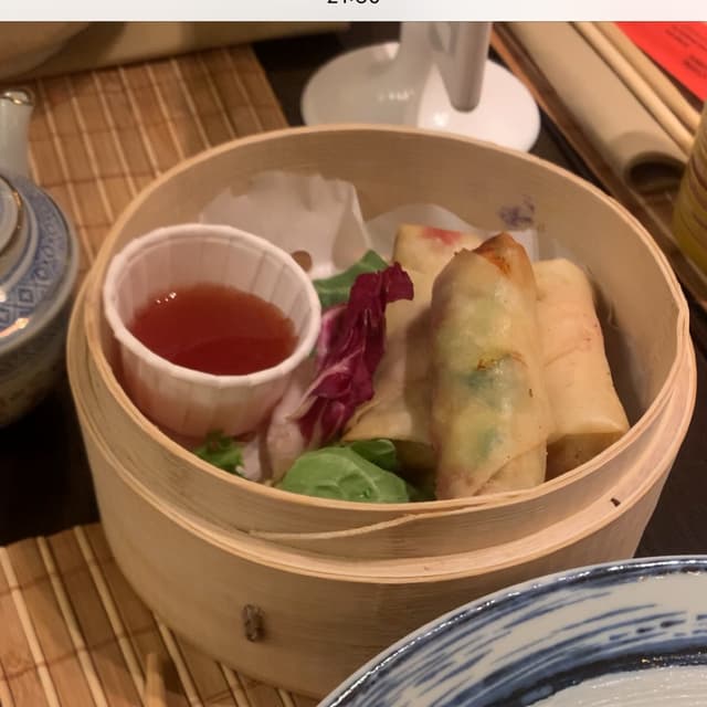 菜肴“involtini primavera”的照片