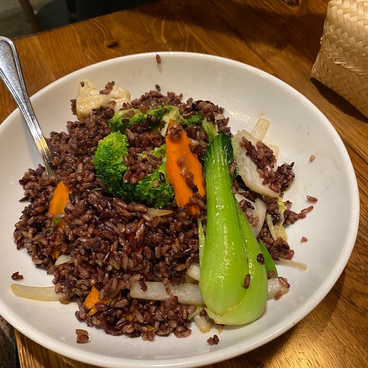 photo of H.O.P.E. Healthy Organic Positive Eating Veggie Fried Rice shared by @stephaniegerard on  03 Aug 2021 - review