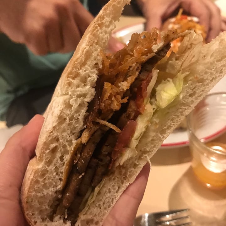 photo of Gordo Vegano Sandwich de lomito completo shared by @candelariex on  05 Mar 2022 - review