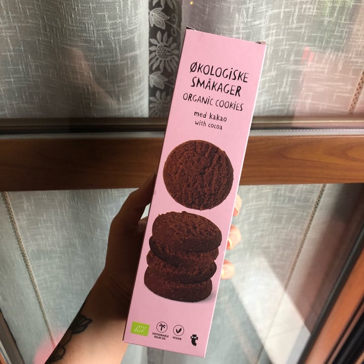 photo of Flying Tiger Organic Cookies With Chocolate shared by @thelisasofar on  04 Oct 2021 - review