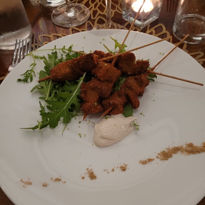 photo of The Margutta veggy food & art Arrosticini cruelty-free di seitan shared by @cliocre on  21 Sep 2022 - review