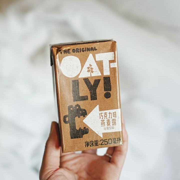 photo of Oatly Oat Drink Chocolate shared by @planv on  17 Aug 2021 - review