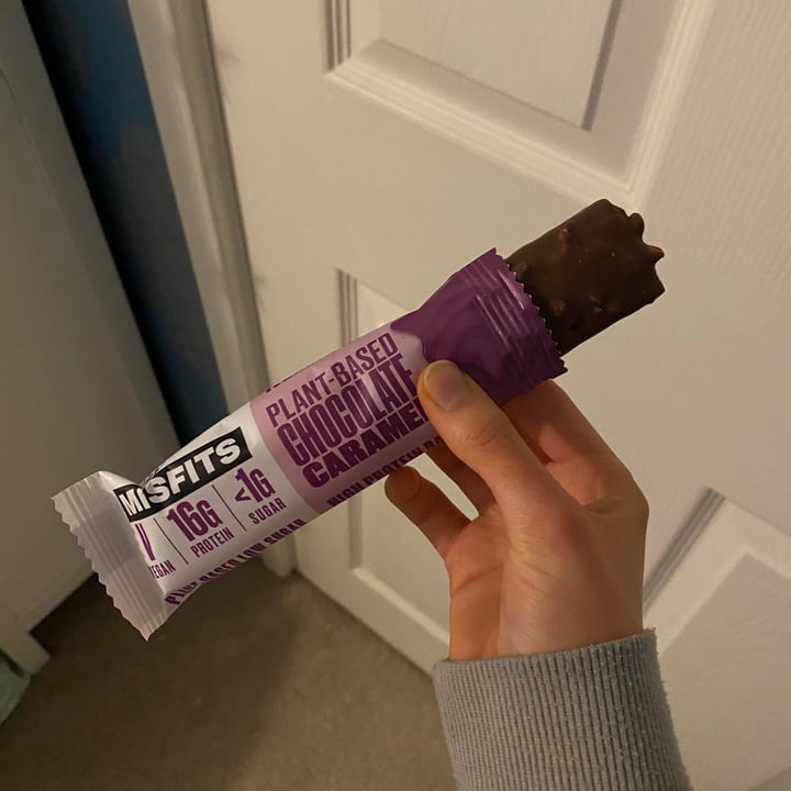 photo of Misfits Plant based Chocolate Caramel protein bar shared by @bethany0990 on  22 Jan 2021 - review