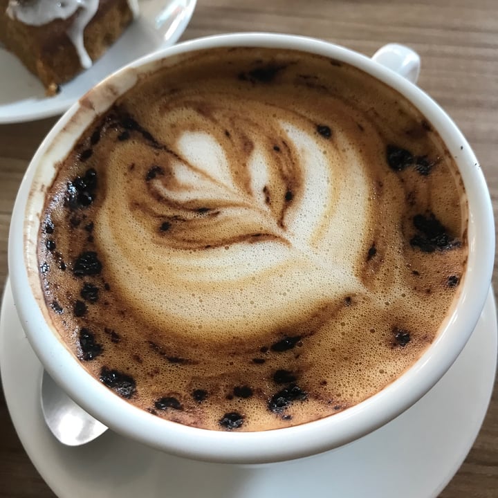 photo of SASCO@Khatib Oat Milk Cappuccino shared by @ziggyradiobear on  14 May 2022 - review