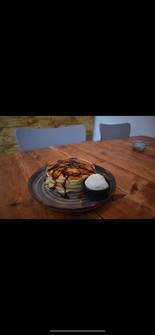 photo of Potts Coffee Pancakes shared by @katiejonesveg on  01 Feb 2020 - review